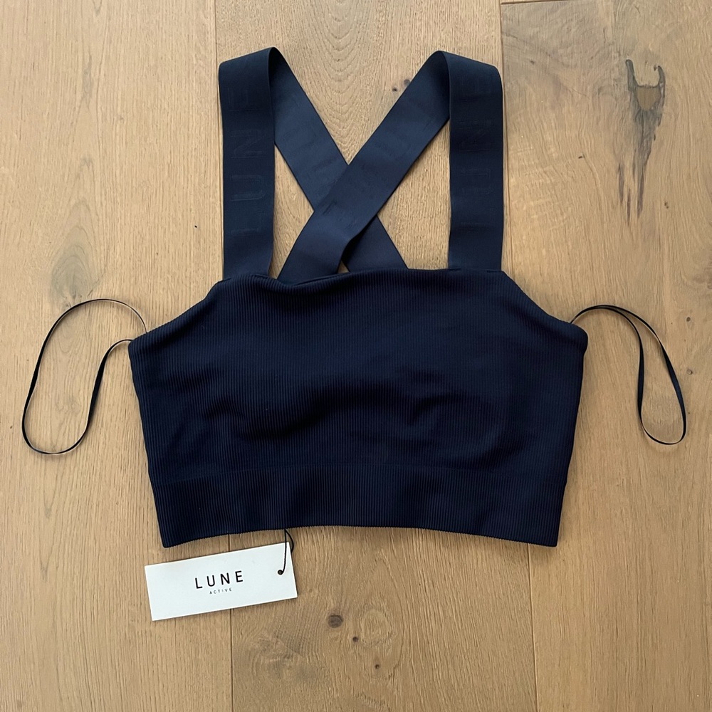 LUNE active bra navy blue